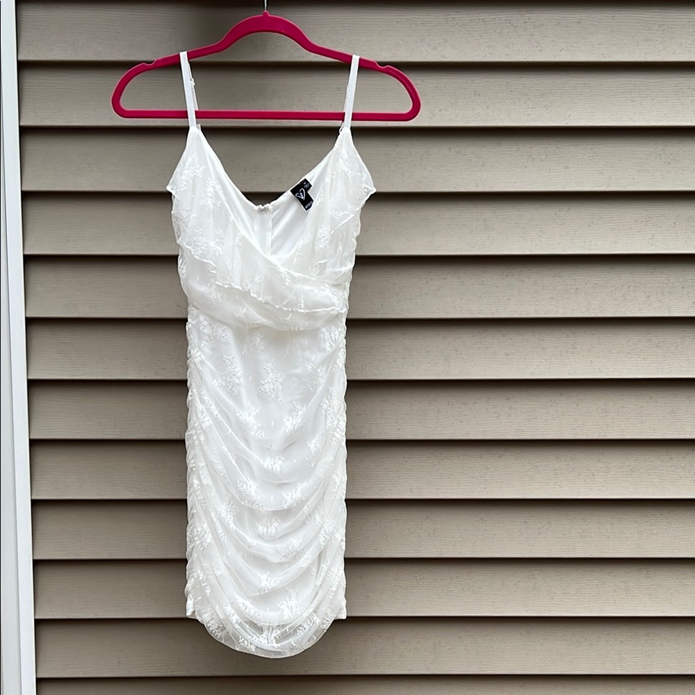 White lace/draped body con mini dress